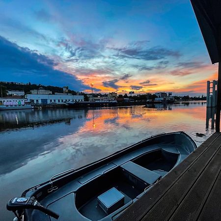 Hotel Houseboat Benjamin - Houseboats Benjamin & Franklin Praga Exterior foto
